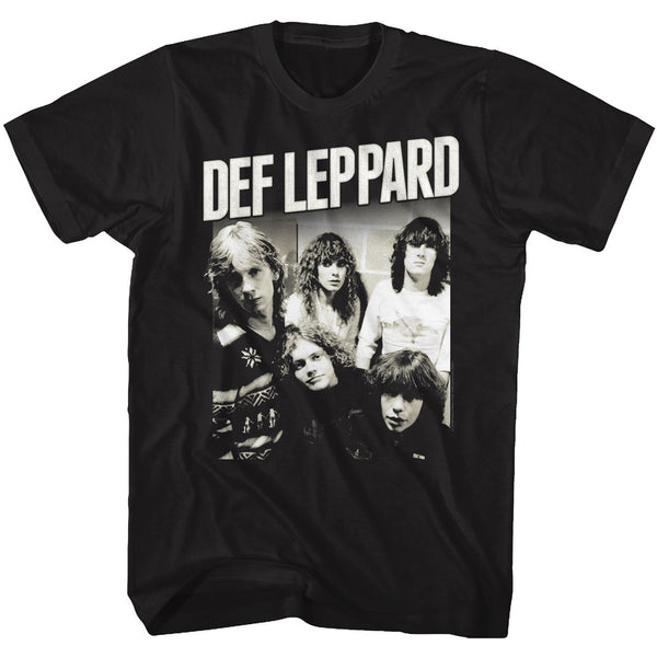 Def Leppard group photo adult short sleeve t-shirt.